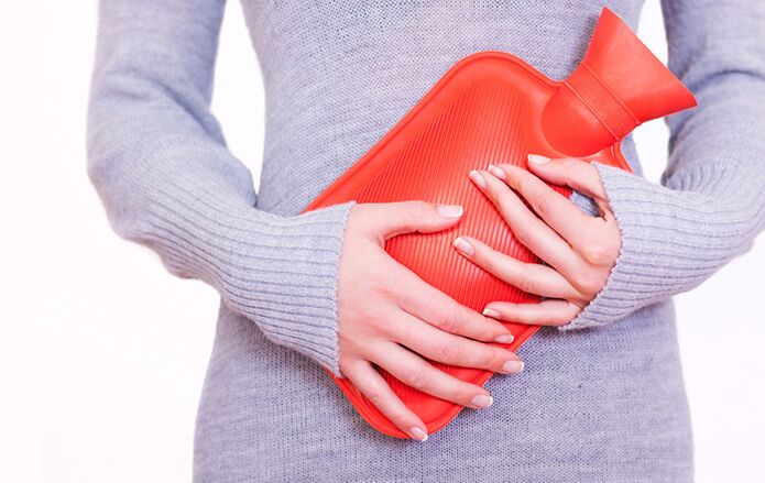 Applying a heating pad to the abdomen will help relieve cystitis symptoms for women.